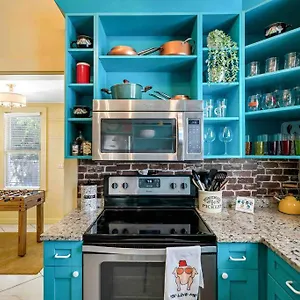 Friends Airbnb Themed 2bed 2bath Walkable To Of Ybor Holiday home